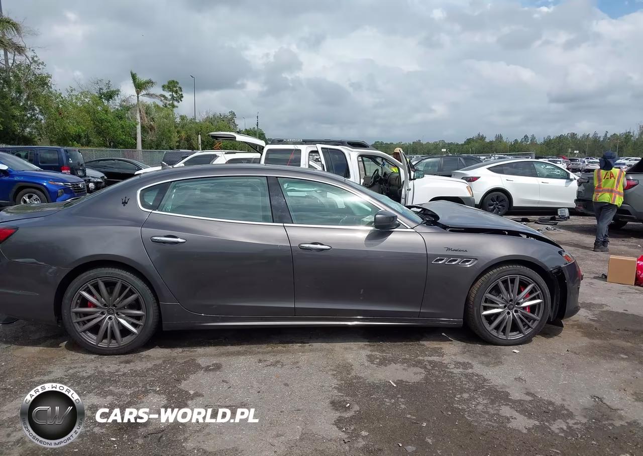 2023 Maserati Quattroporte Modena Q4 VIN:ZAM56YRM4PX423458 - 12