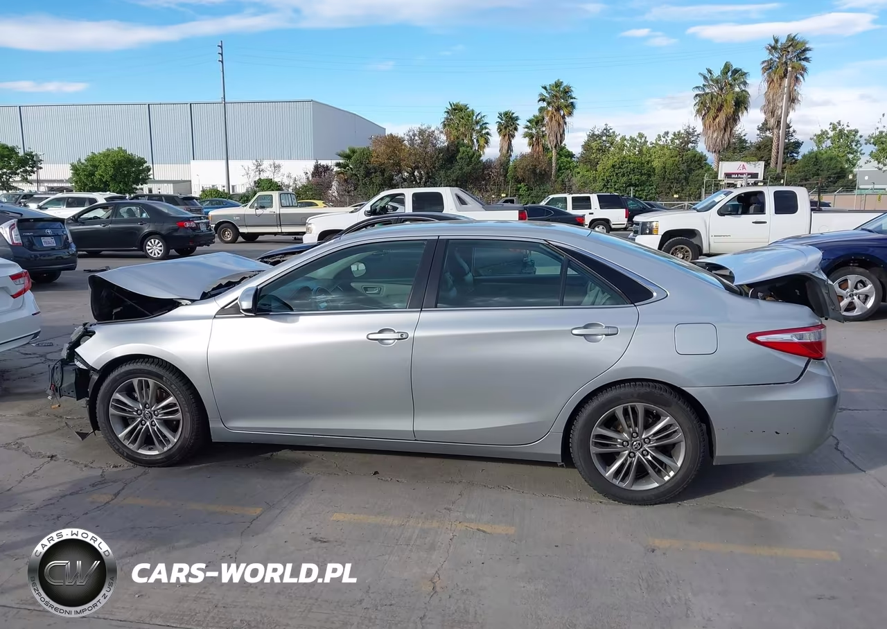 2017 Toyota Camry Se VIN:4T1BF1FK2HU641611 - 15