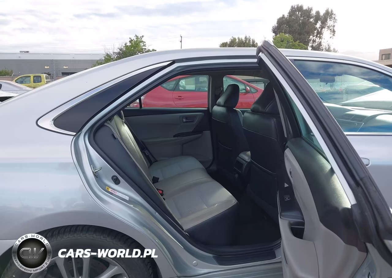 2017 Toyota Camry Se VIN:4T1BF1FK2HU641611 - 8
