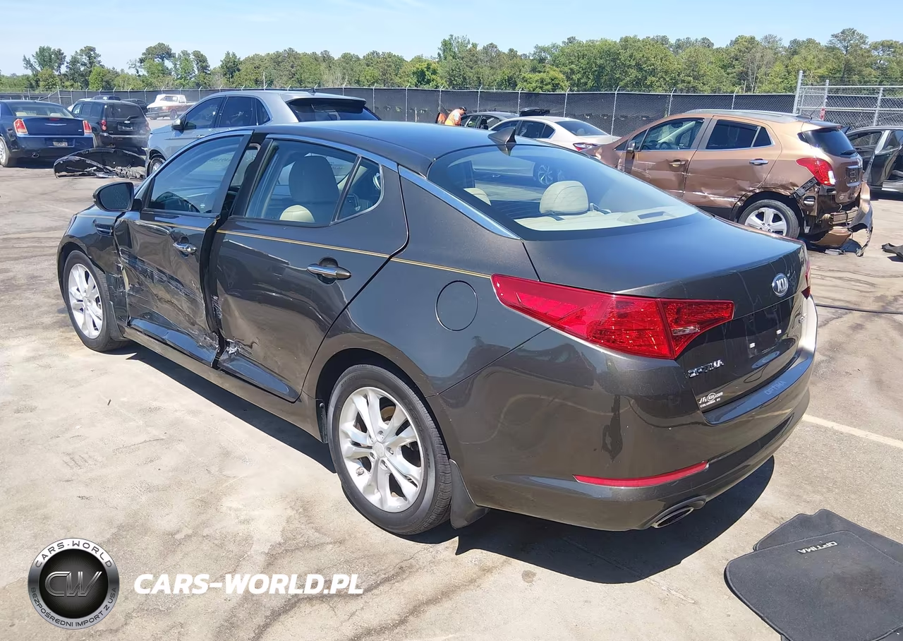 2013 Kia Optima Ex VIN:5XXGN4A72DG151719 - 3