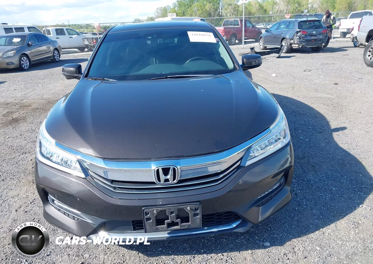 2016 Honda Accord Touring VIN:1HGCR3F9XGA025147 - 12