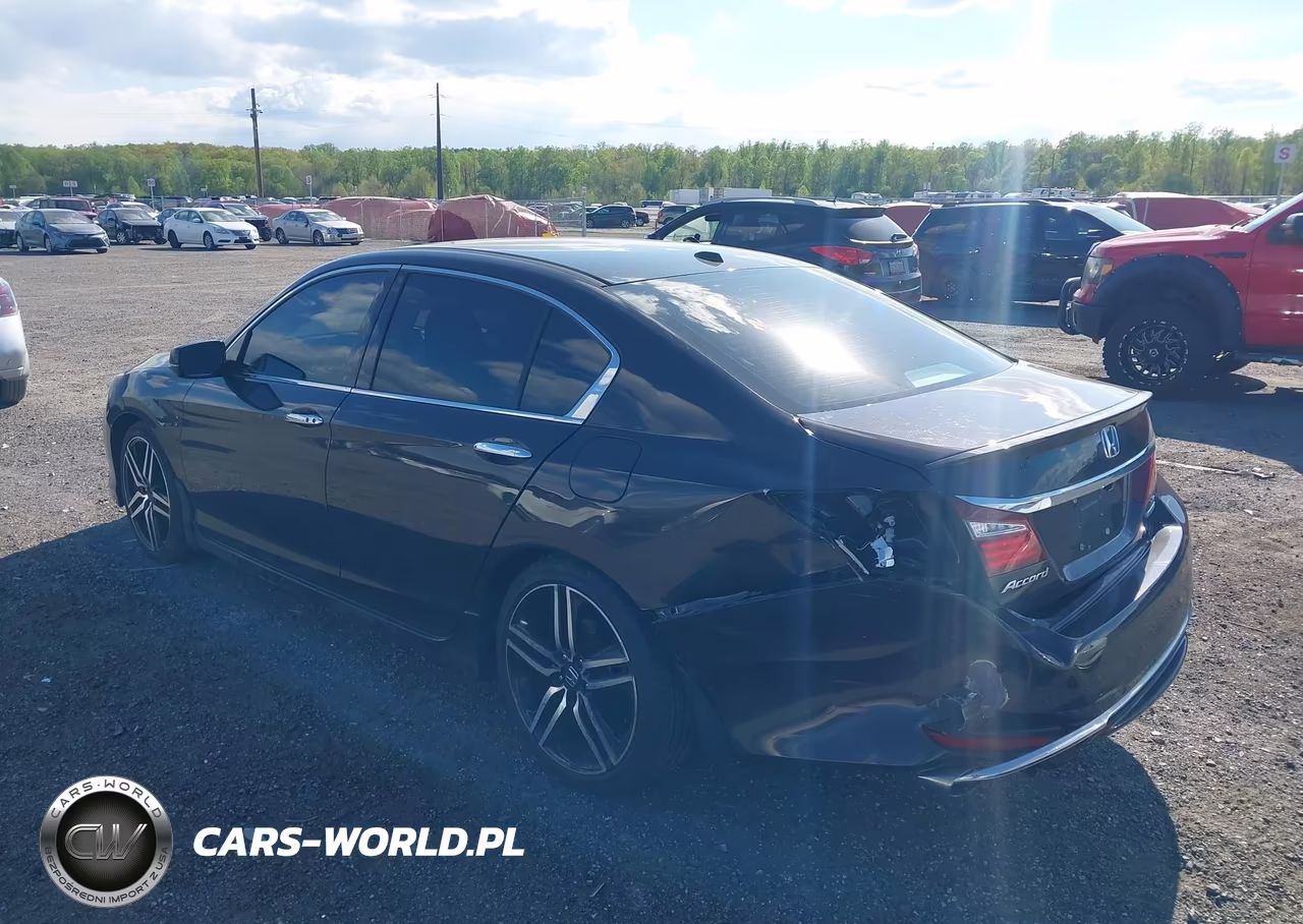 2016 Honda Accord Touring VIN:1HGCR3F9XGA025147 - 3