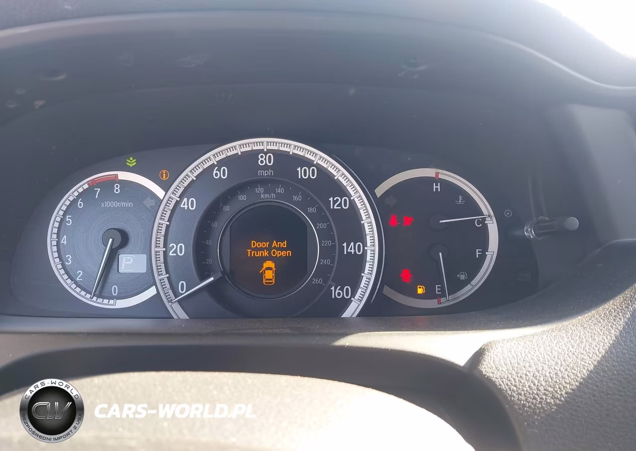 2016 Honda Accord Touring VIN:1HGCR3F9XGA025147 - 7