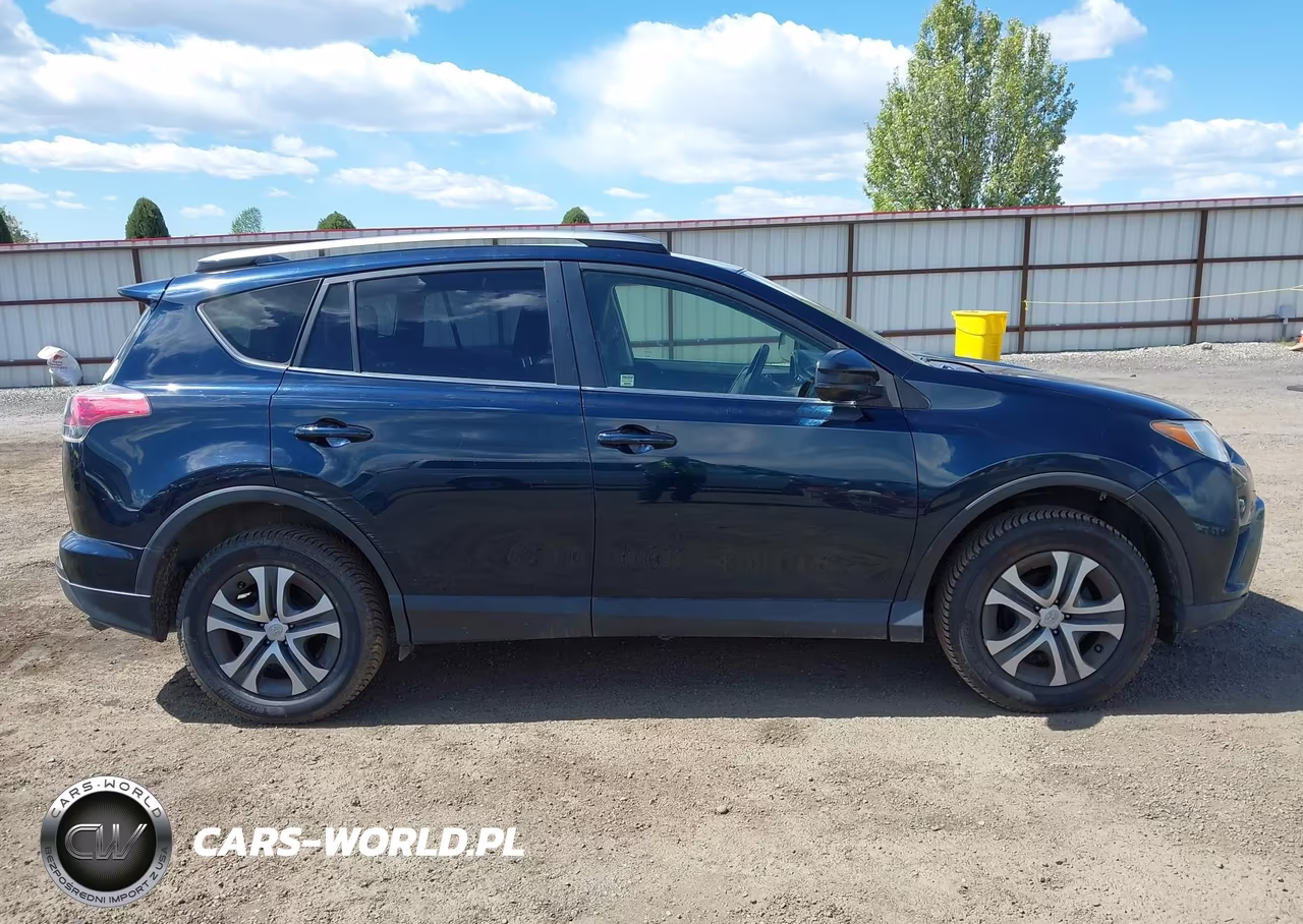 2018 Toyota Rav4 Le VIN:JTMBFREV9JJ205151 - 13