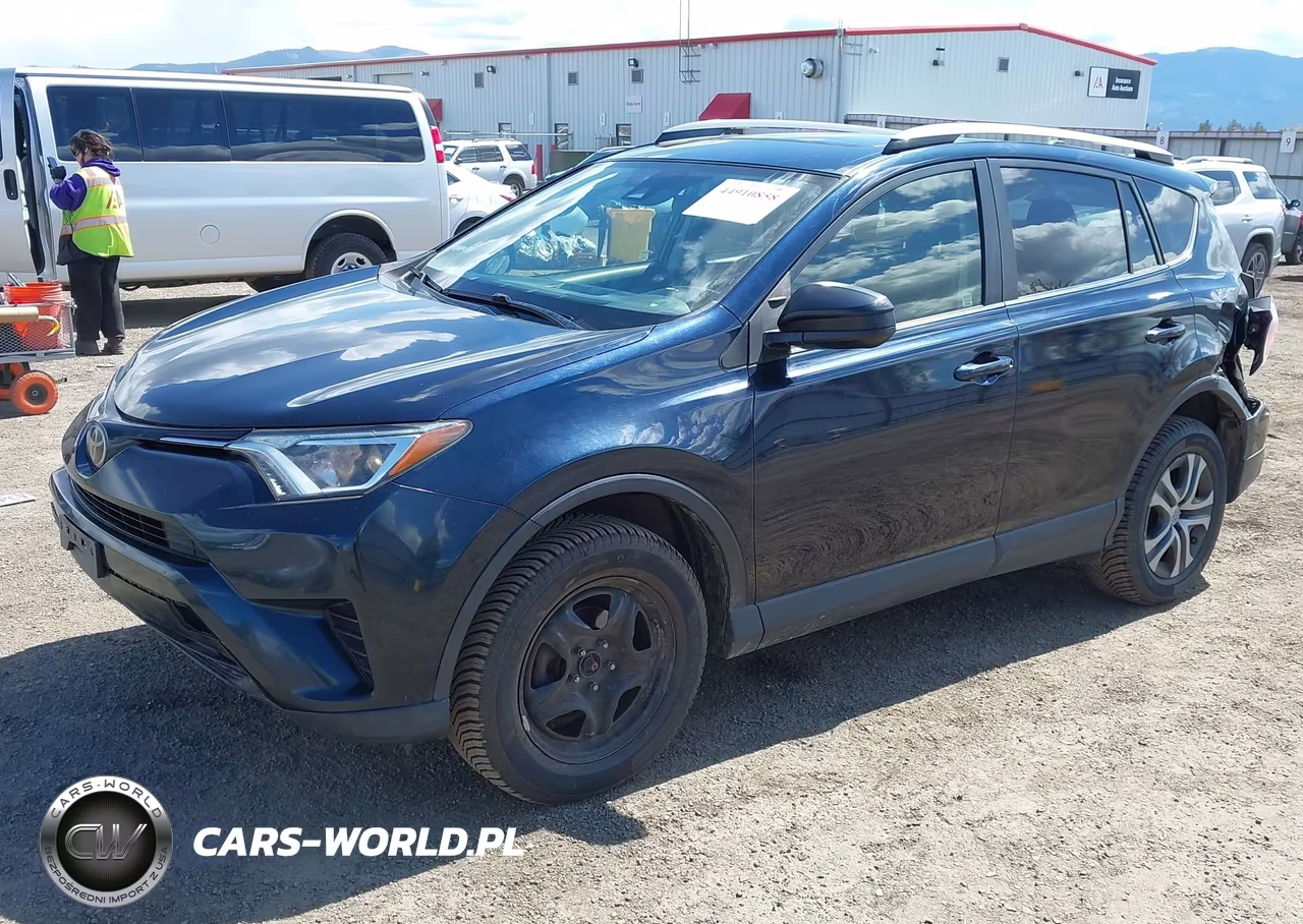 2018 Toyota Rav4 Le VIN:JTMBFREV9JJ205151 - 2