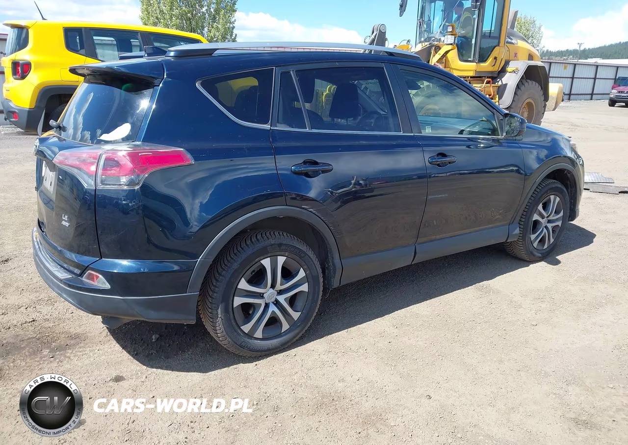 2018 Toyota Rav4 Le VIN:JTMBFREV9JJ205151 - 4