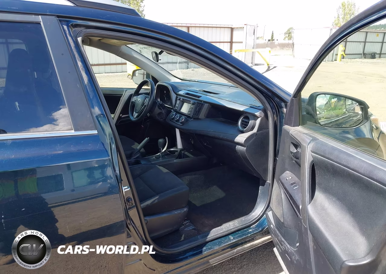 2018 Toyota Rav4 Le VIN:JTMBFREV9JJ205151 - 5