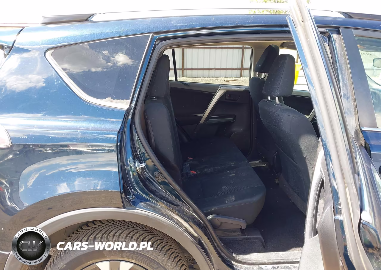 2018 Toyota Rav4 Le VIN:JTMBFREV9JJ205151 - 8