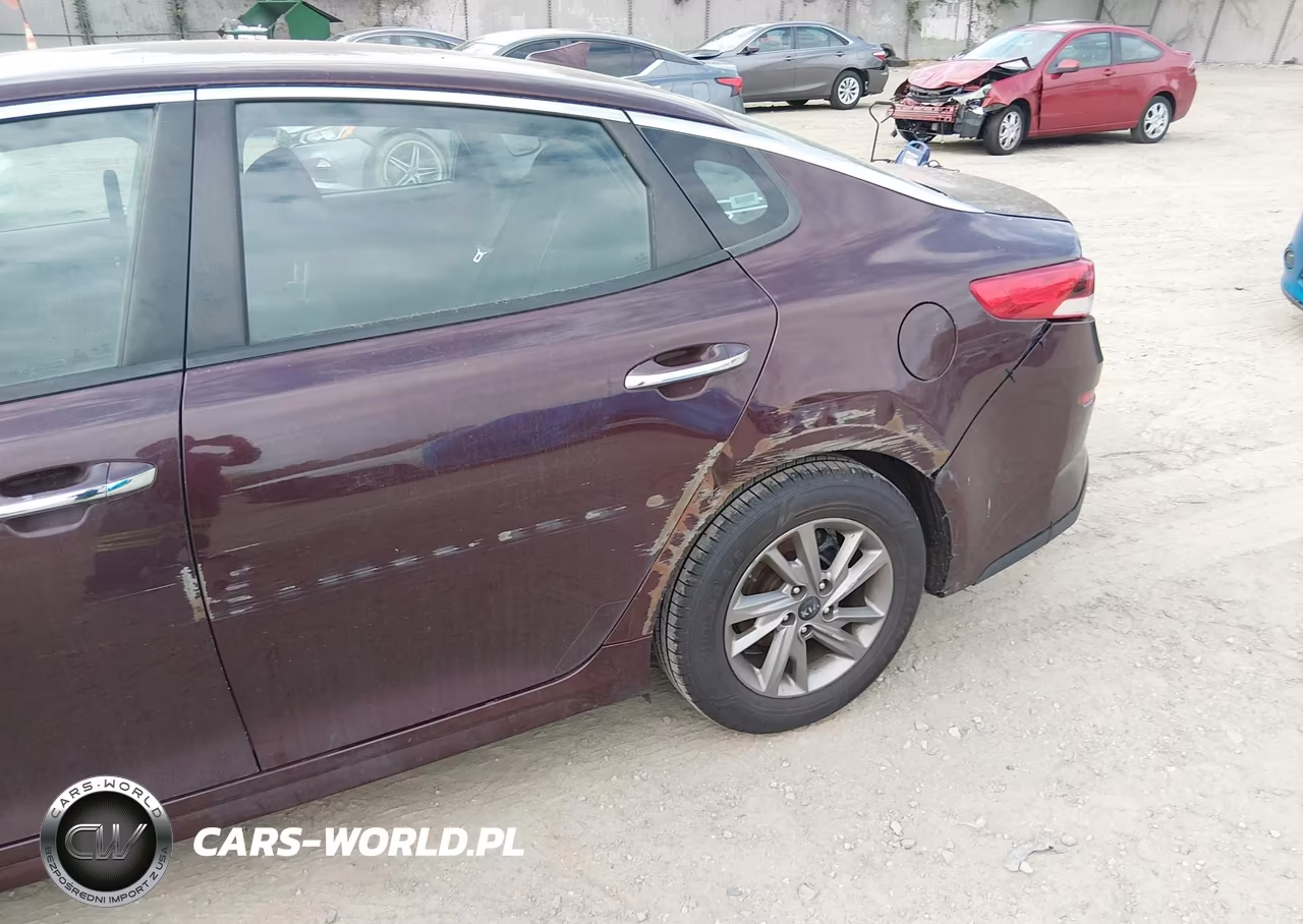 2019 Kia Optima Lx VIN:5XXGT4L32KG288432 - 19