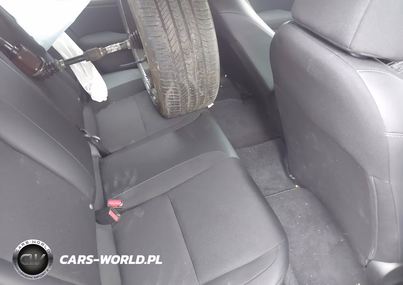 2025 Honda Civic Sedan Sport VIN:19XFL2H82SE015844 - 8