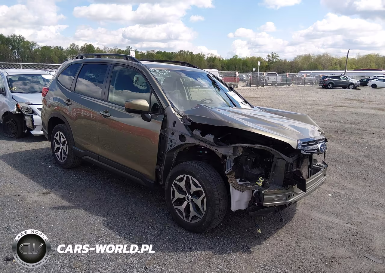 2023 Subaru Forester Premium