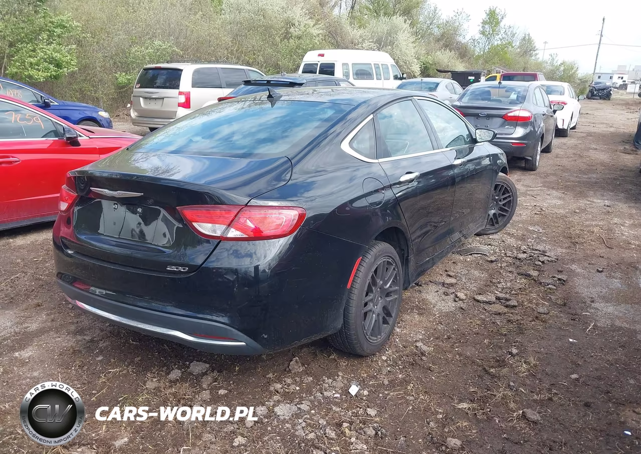 2017 Chrysler 200 Limited Platinum VIN:1C3CCCAB2HN506907 - 4