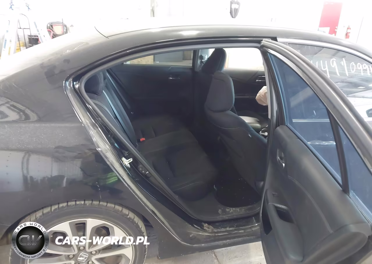 2015 Honda Accord Sport VIN:1HGCR2F53FA054236 - 8