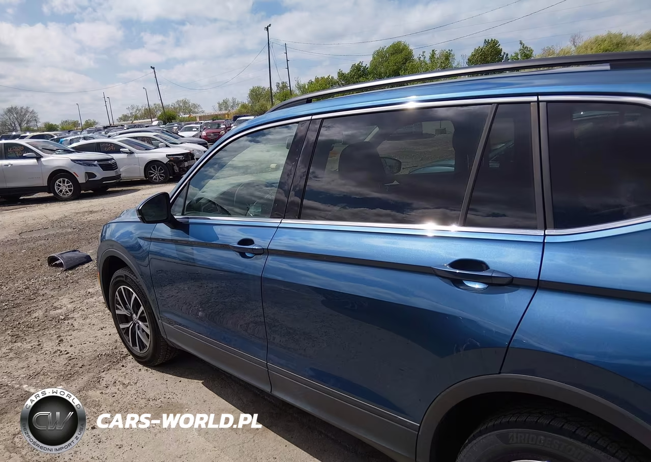 2019 Volkswagen Tiguan 2.0T Se-2.0T Sel-2.0T Sel R-Line-2.0T Sel R-Line Black VIN:3VV2B7AX0KM174790 - 14