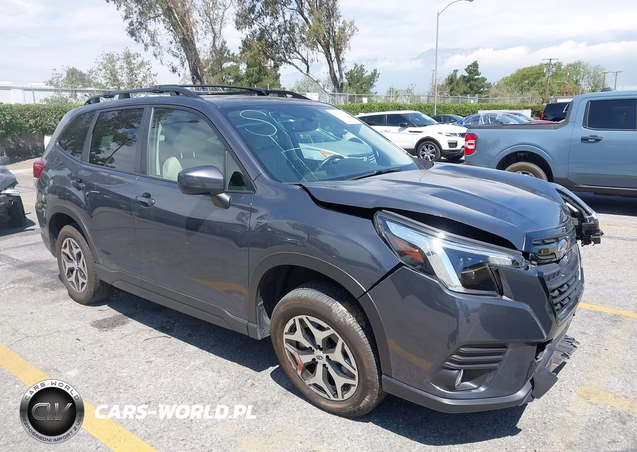 2022 Subaru Forester Premium