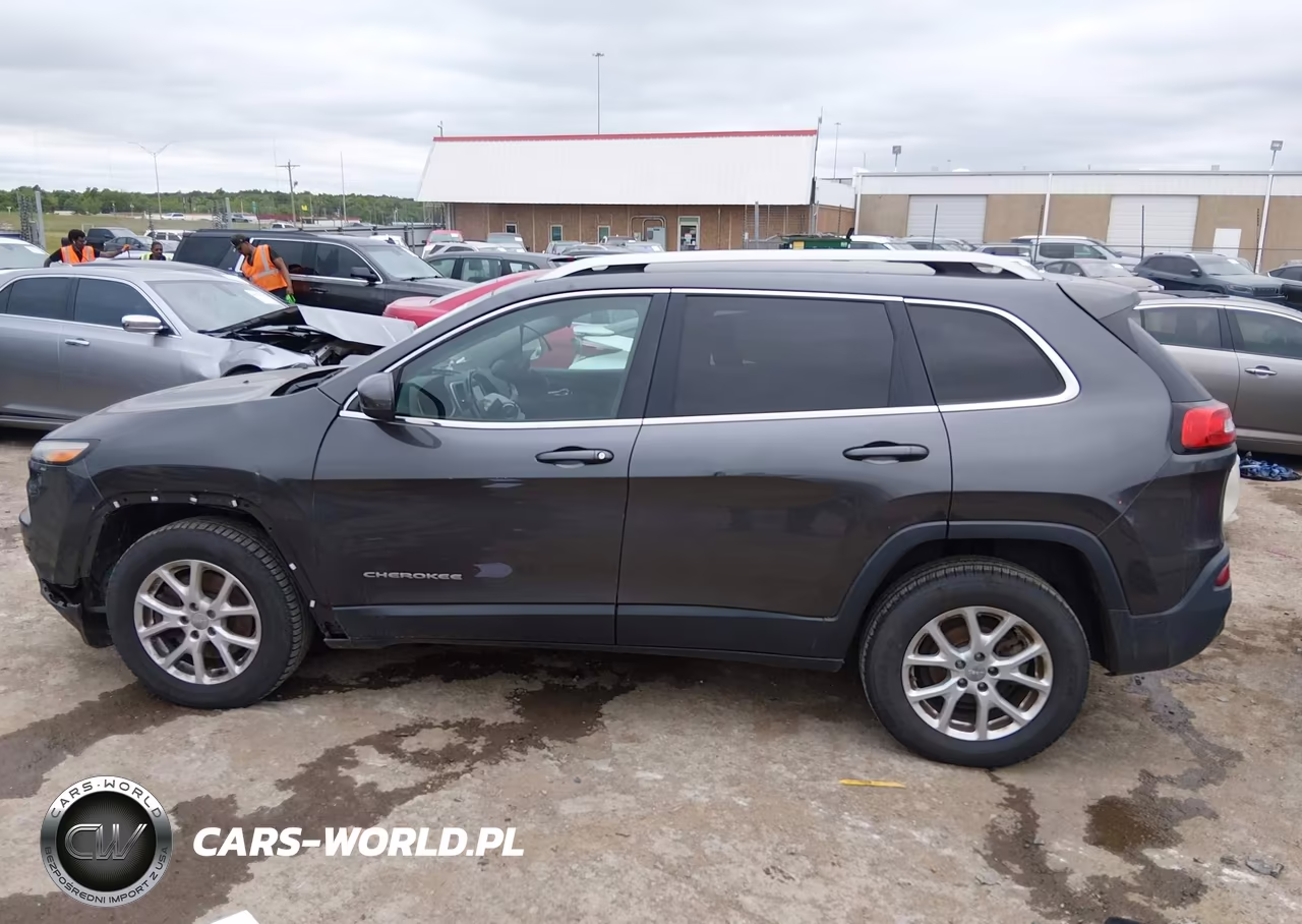 2016 Jeep Cherokee Latitude VIN:1C4PJLCB5GW208344 - 14