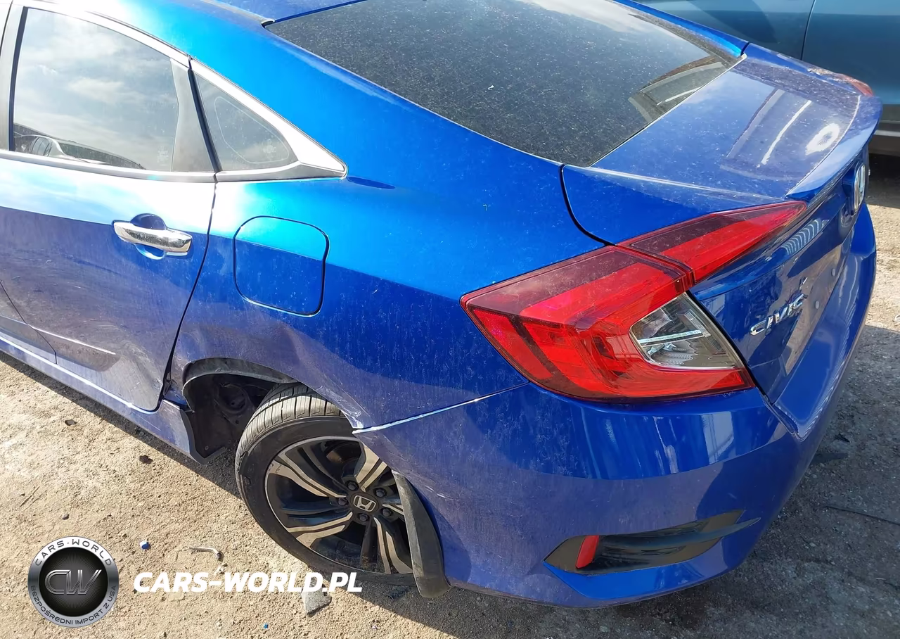 2016 Honda Civic Touring VIN:19XFC1F9XGE023378 - 6