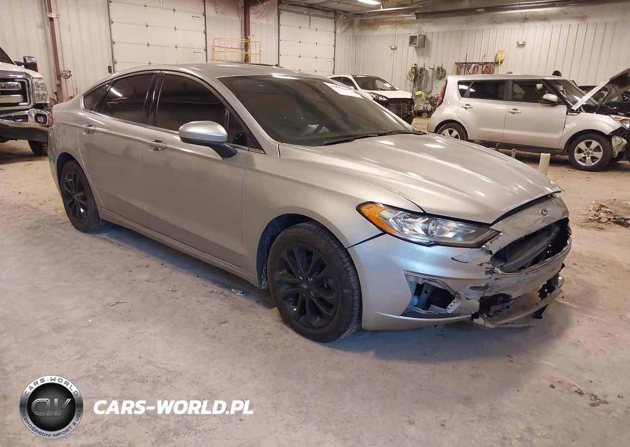 2020 Ford Fusion Se – zdjęcie 1 z 16