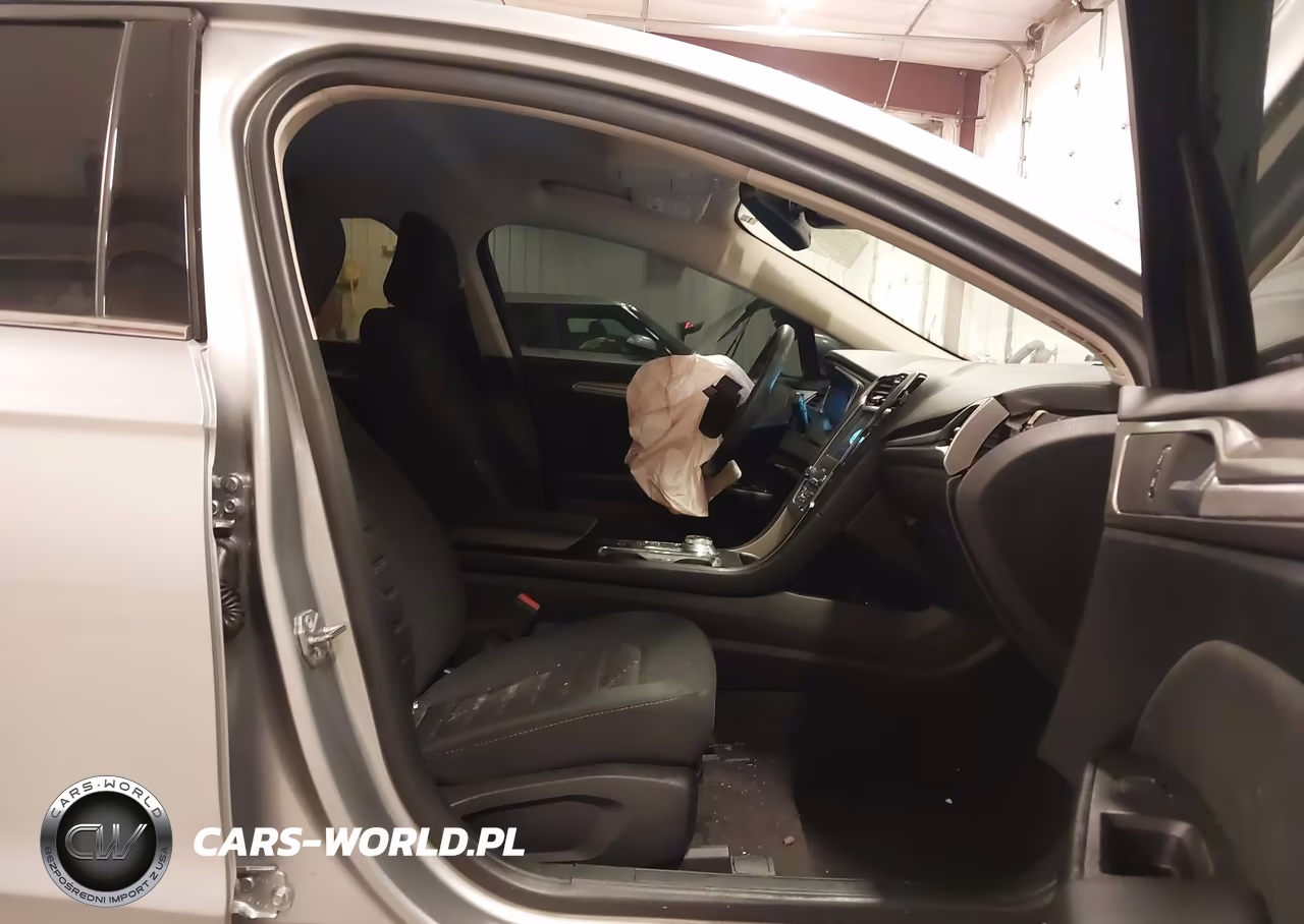 2020 Ford Fusion Se VIN:3FA6P0HD9LR198312 - 5