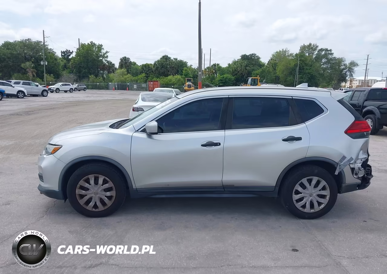 2017 Nissan Rogue S VIN:KNMAT2MT6HP575816 - 14