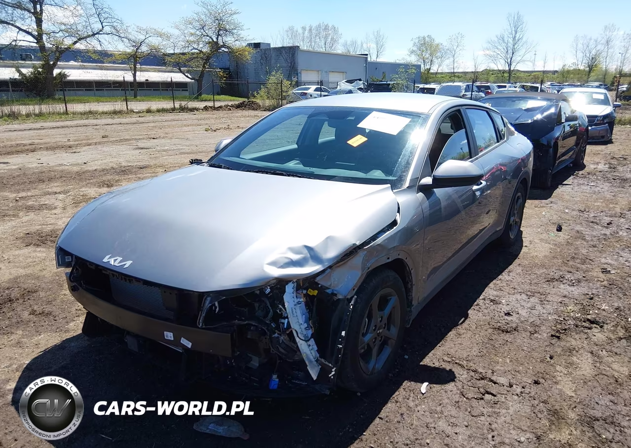 2025 Kia K4 Lxs VIN:3KPFT4DE4SE225580 - 2