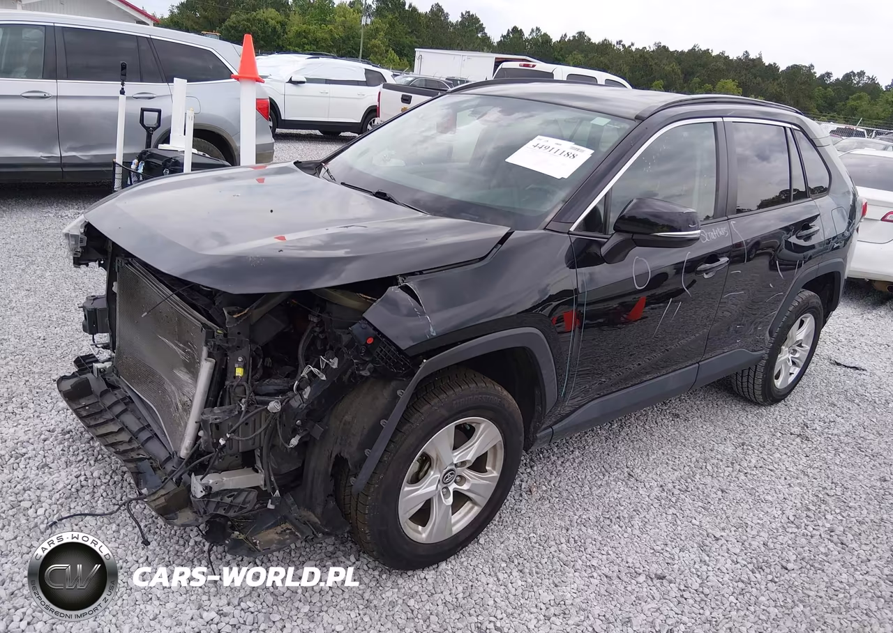 2021 Toyota Rav4 Xle VIN:2T3P1RFV1MC154724 - 2