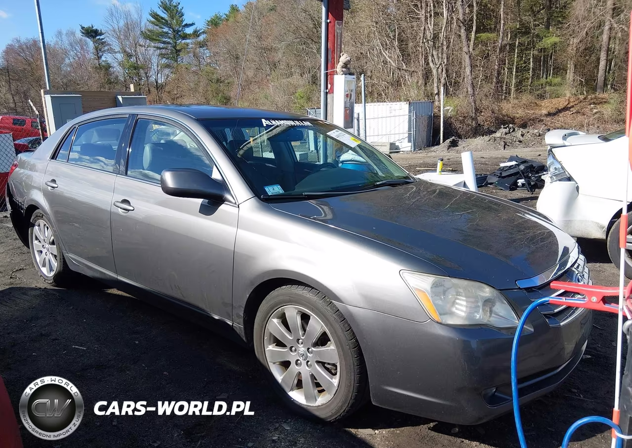 2005 Toyota Avalon Xls