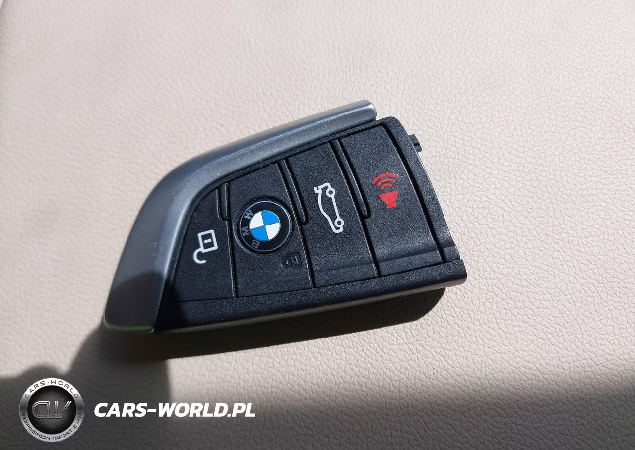 2020 BMW X3 xDrive30I VIN:5UXTY5C04LLT33852 - 11