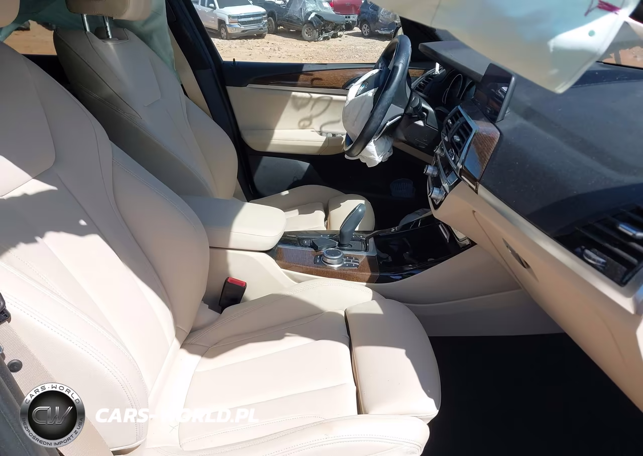 2020 BMW X3 xDrive30I VIN:5UXTY5C04LLT33852 - 5