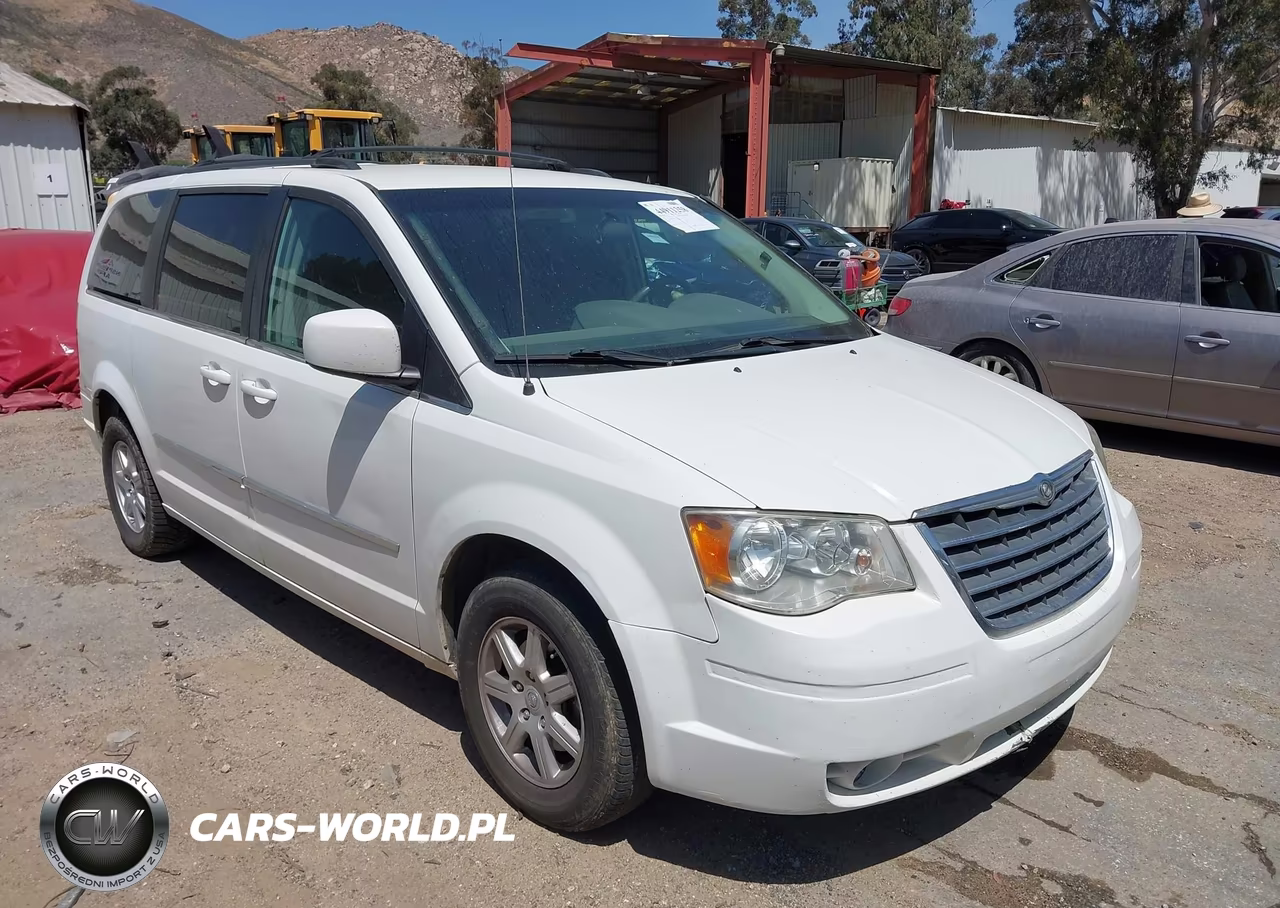 2010 Chrysler Town & Country Touring