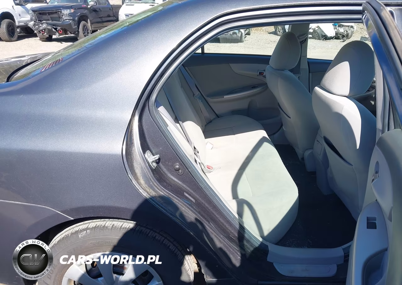 2010 Toyota Corolla Le VIN:1NXBU4EE6AZ356502 - 8