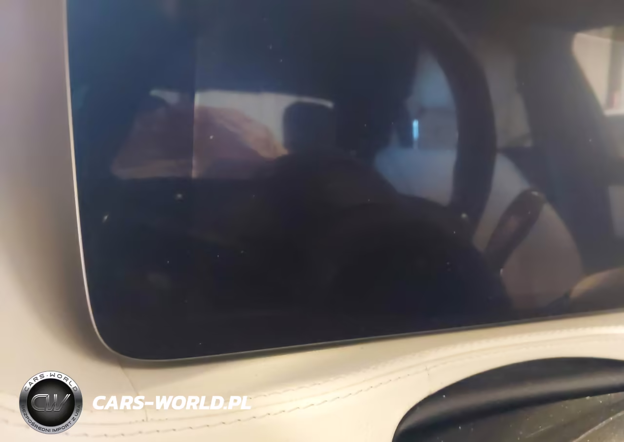 2018 Mercedes-Benz S 560 4Matic VIN:WDDUG8GB9JA346214 - 15