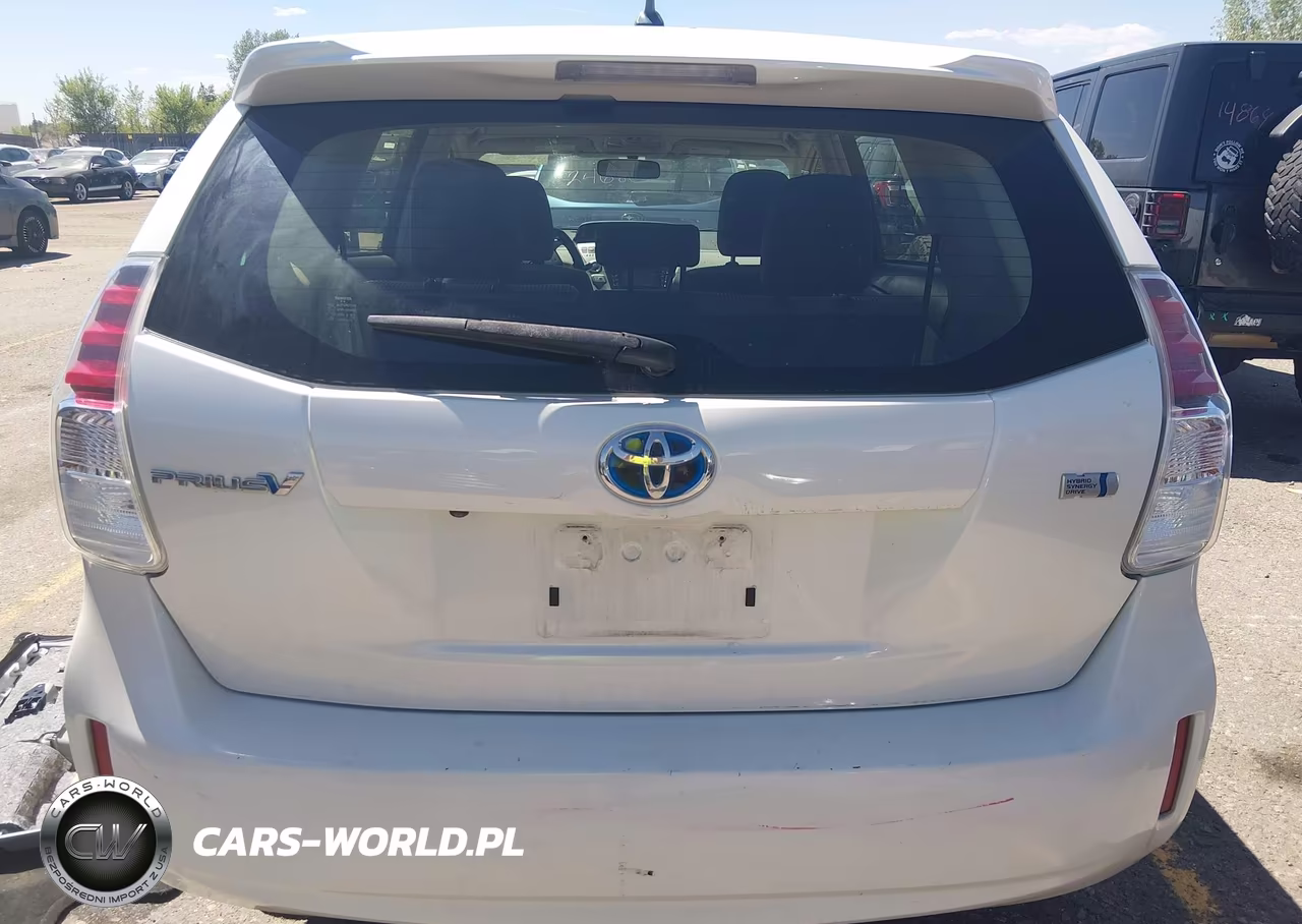 2016 Toyota Prius V Two VIN:JTDZN3EU9GJ044492 - 16