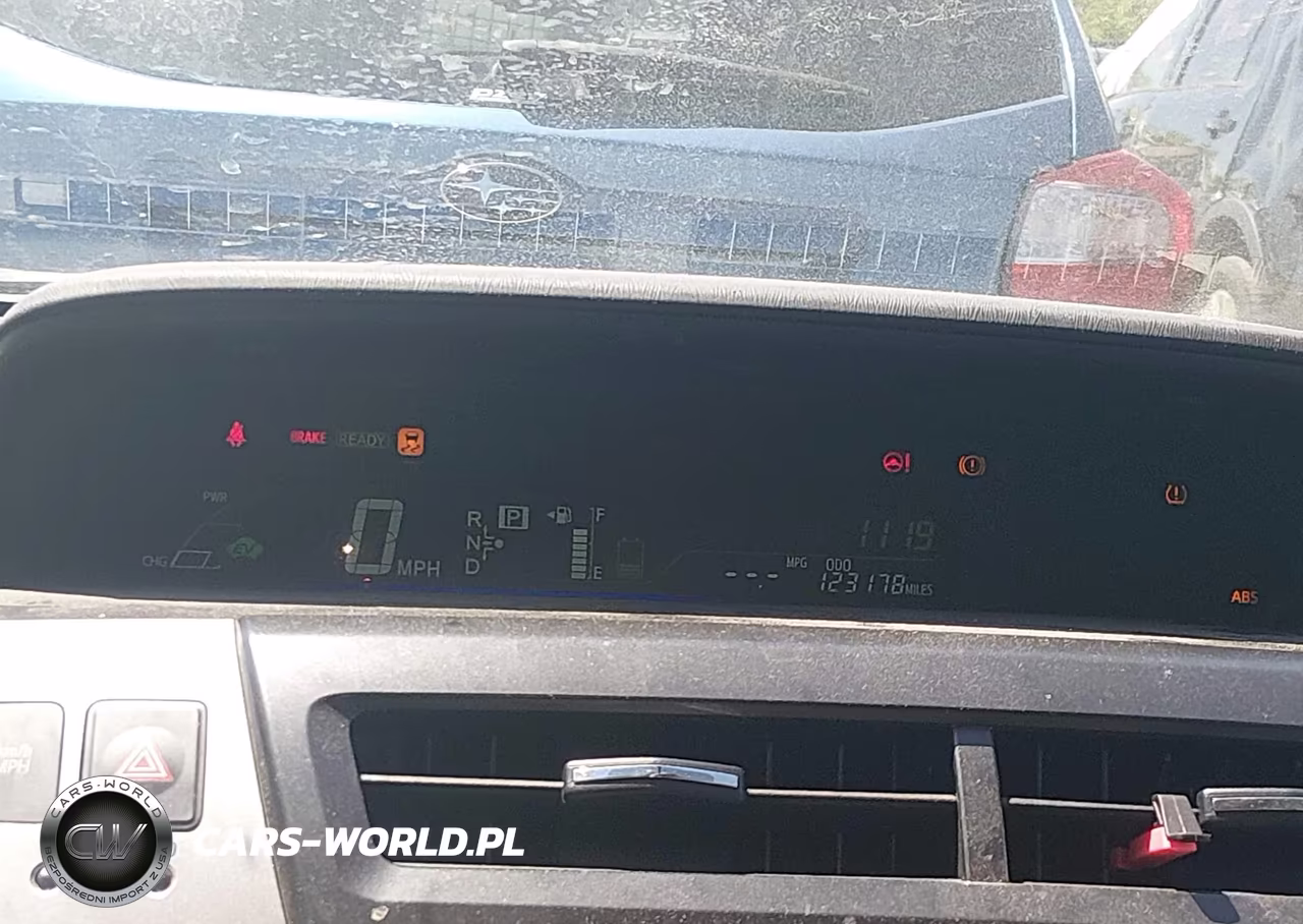 2016 Toyota Prius V Two VIN:JTDZN3EU9GJ044492 - 7
