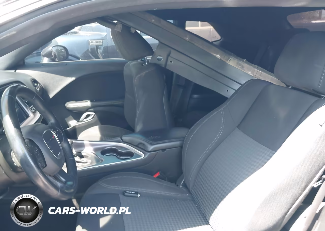 2017 Dodge Challenger Sxt VIN:2C3CDZAG7HH569022 - 19