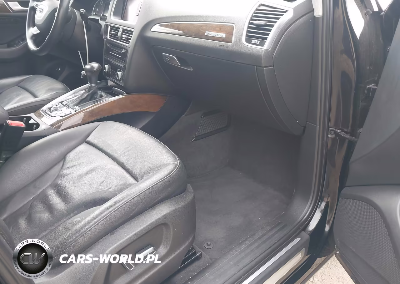 2015 Audi Q5 2.0T Premium VIN:WA1LFAFP7FA139786 - 5