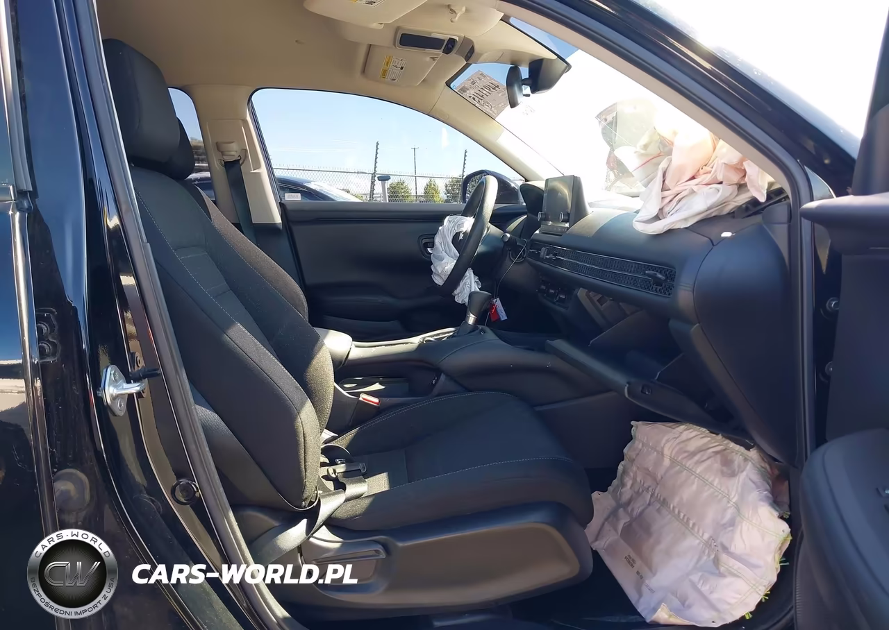 2023 Honda Hr-V 2Wd Lx VIN:3CZRZ1H33PM720900 - 5