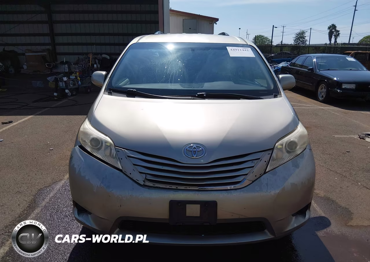 2017 Toyota Sienna Le Mobility VIN:5TDKZ3DC1HS787974 - 13
