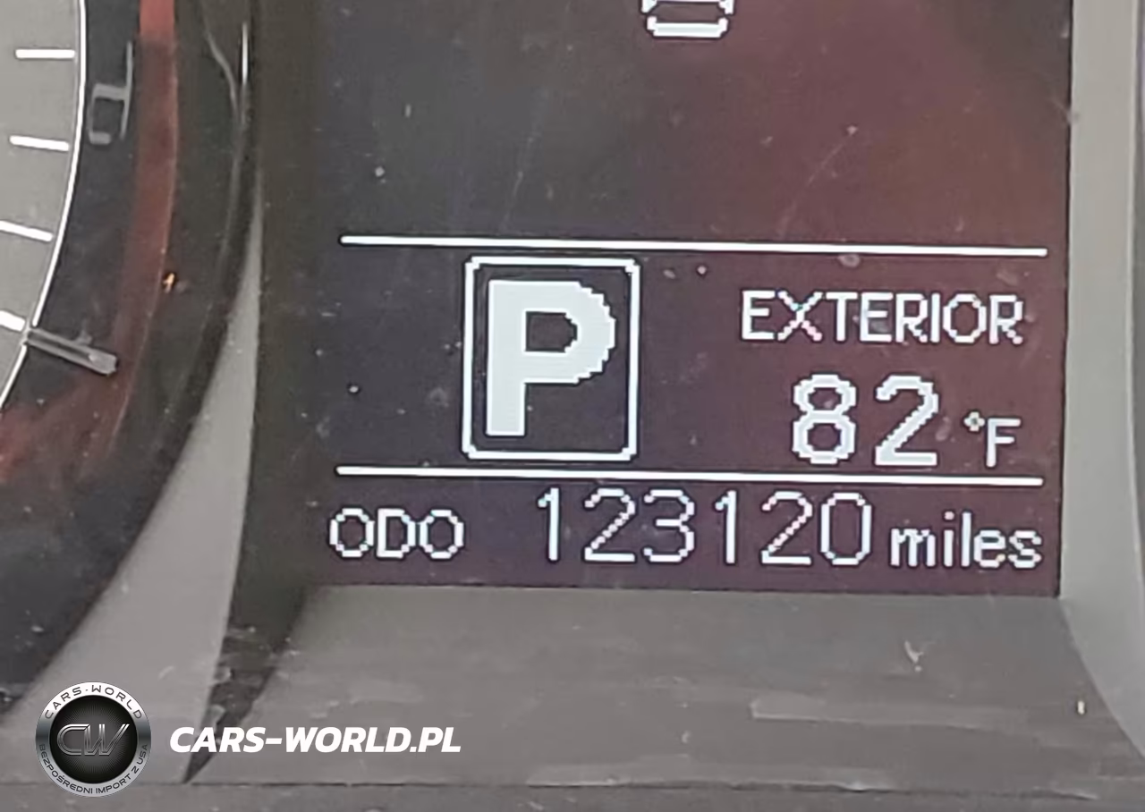2017 Toyota Sienna Le Mobility VIN:5TDKZ3DC1HS787974 - 16