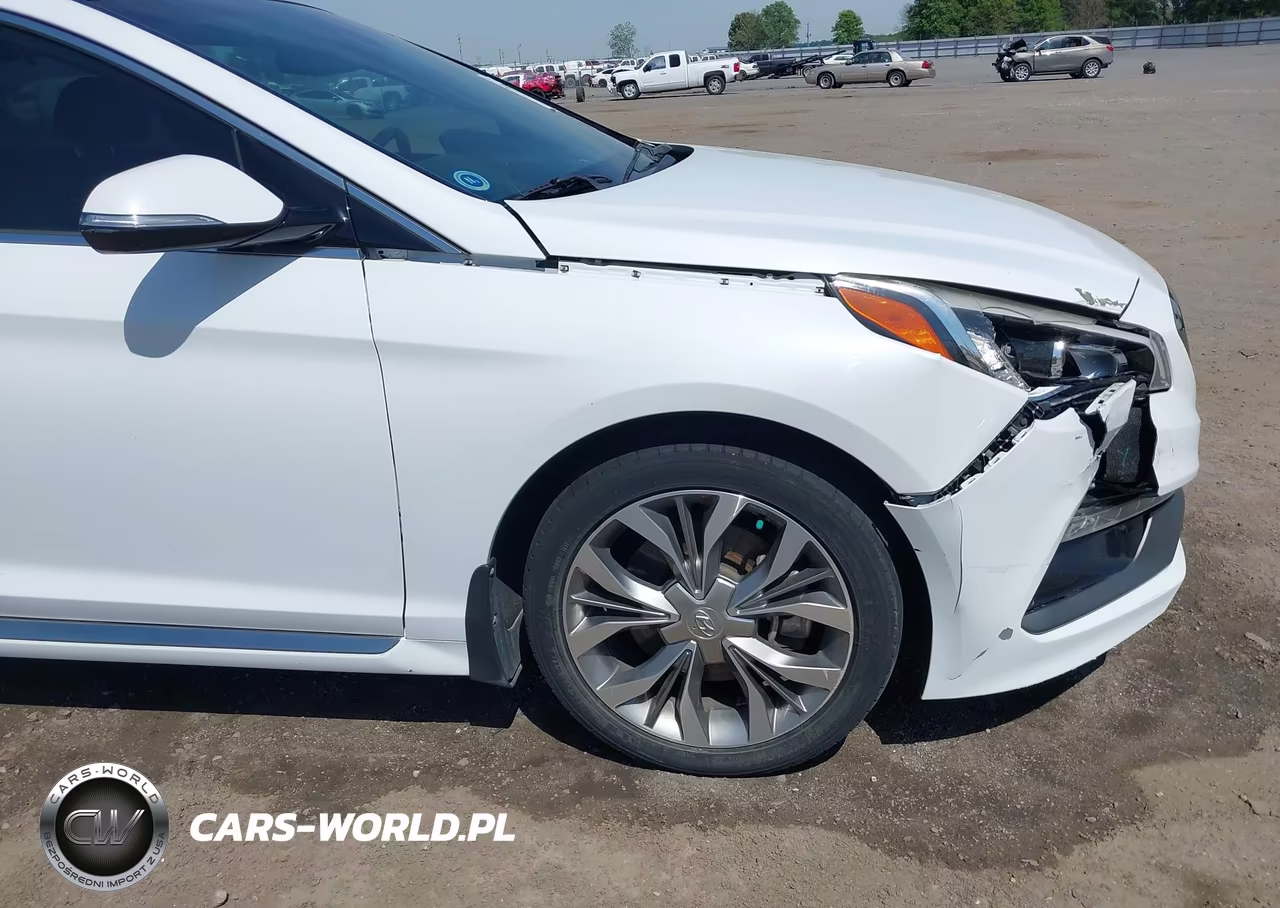 2015 Hyundai Sonata Limited 2.0T VIN:5NPE34AB5FH153988 - 18