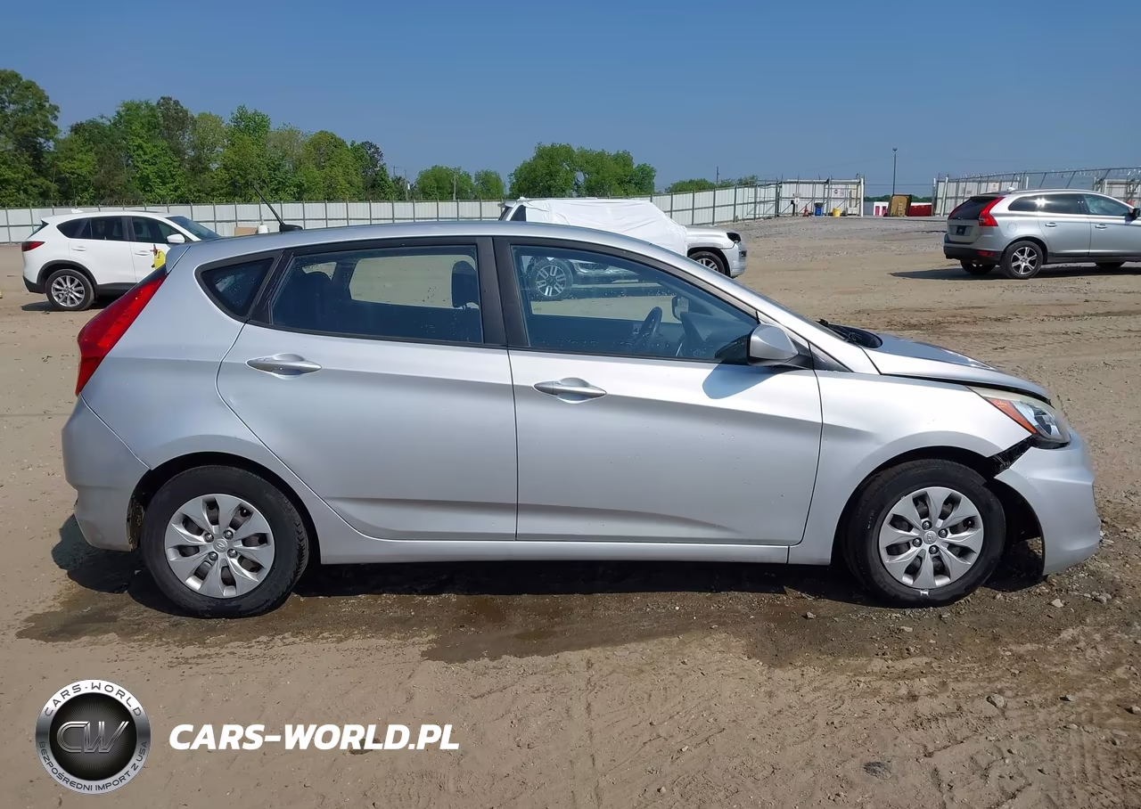 2016 Hyundai Accent Se VIN:KMHCT5AE7GU250880 - 13