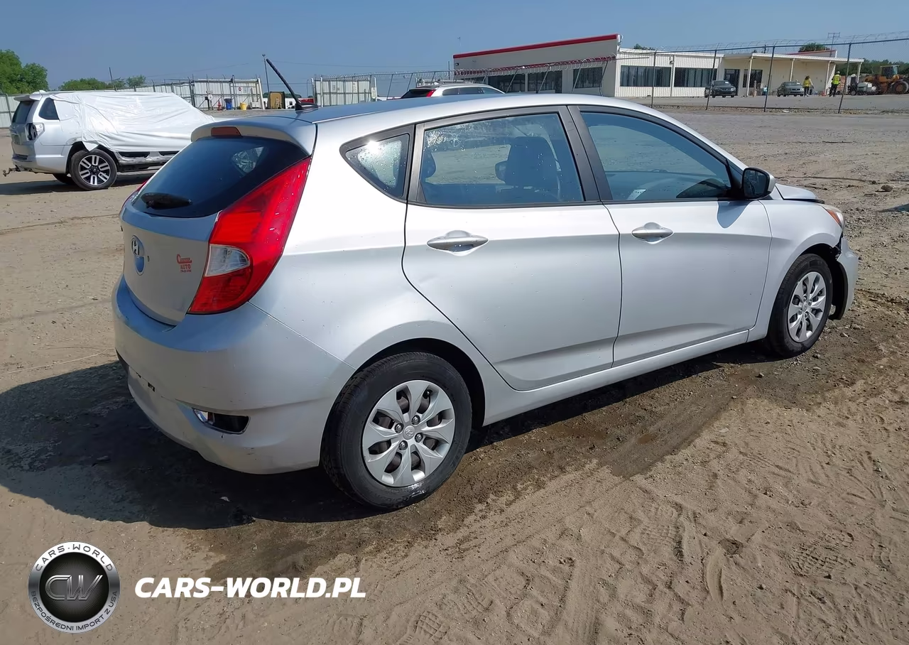 2016 Hyundai Accent Se VIN:KMHCT5AE7GU250880 - 4