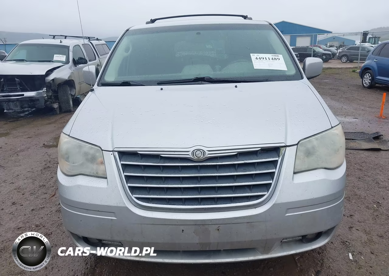2010 Chrysler Town & Country Touring VIN:2A4RR5D13AR249830 - 11