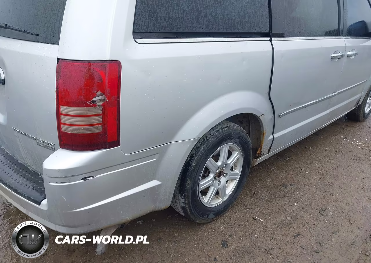 2010 Chrysler Town & Country Touring VIN:2A4RR5D13AR249830 - 6