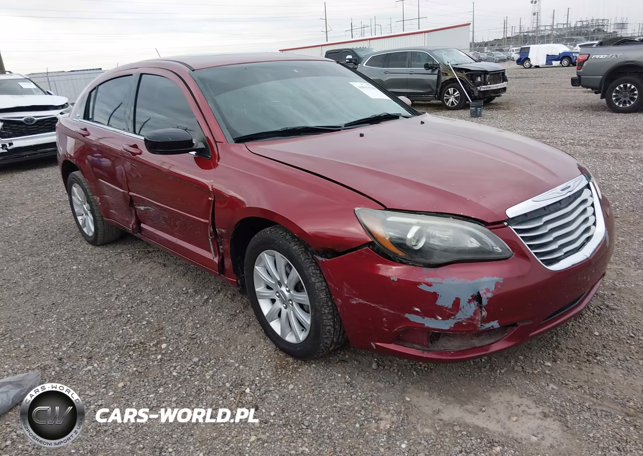 2013 Chrysler 200 Touring – zdjęcie 1 z 17