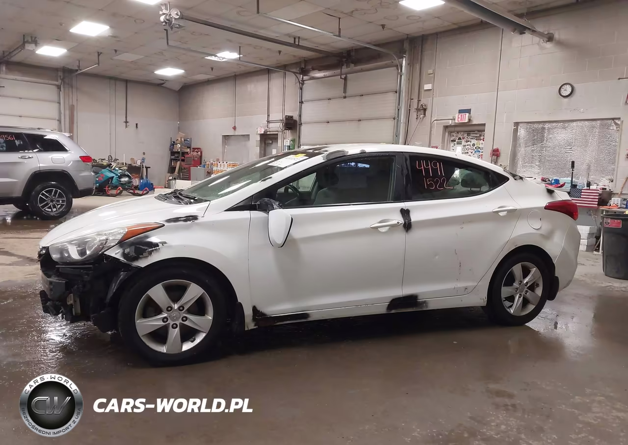 2013 Hyundai Elantra Gls VIN:5NPDH4AE5DH404044 - 14