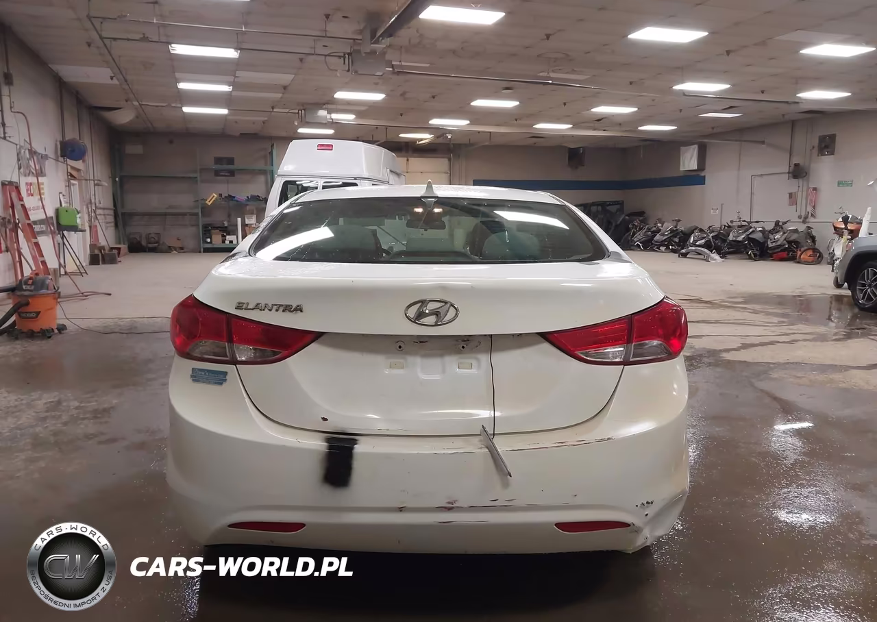 2013 Hyundai Elantra Gls VIN:5NPDH4AE5DH404044 - 16