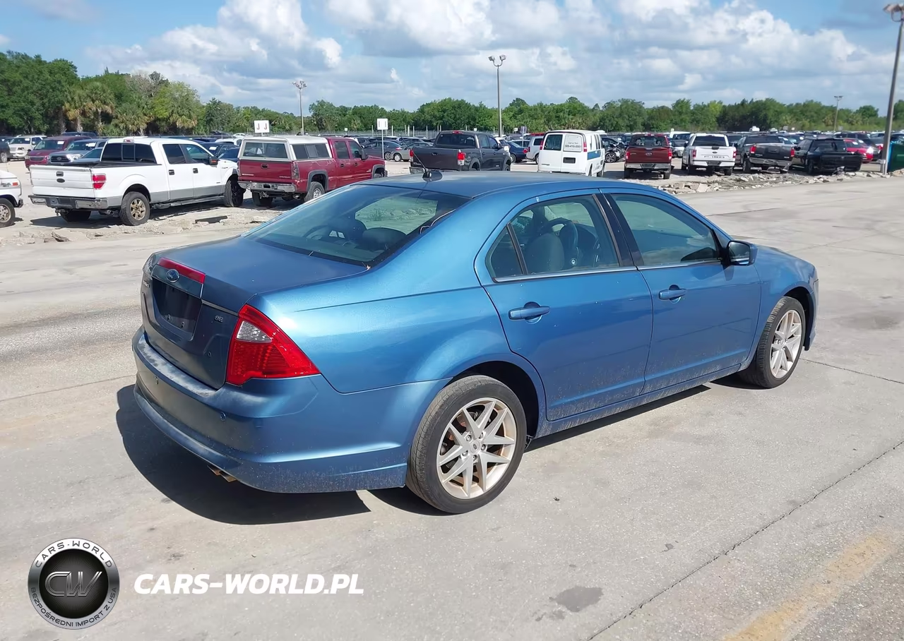 2010 Ford Fusion Se VIN:3FAHP0HA2AR246731 - 4