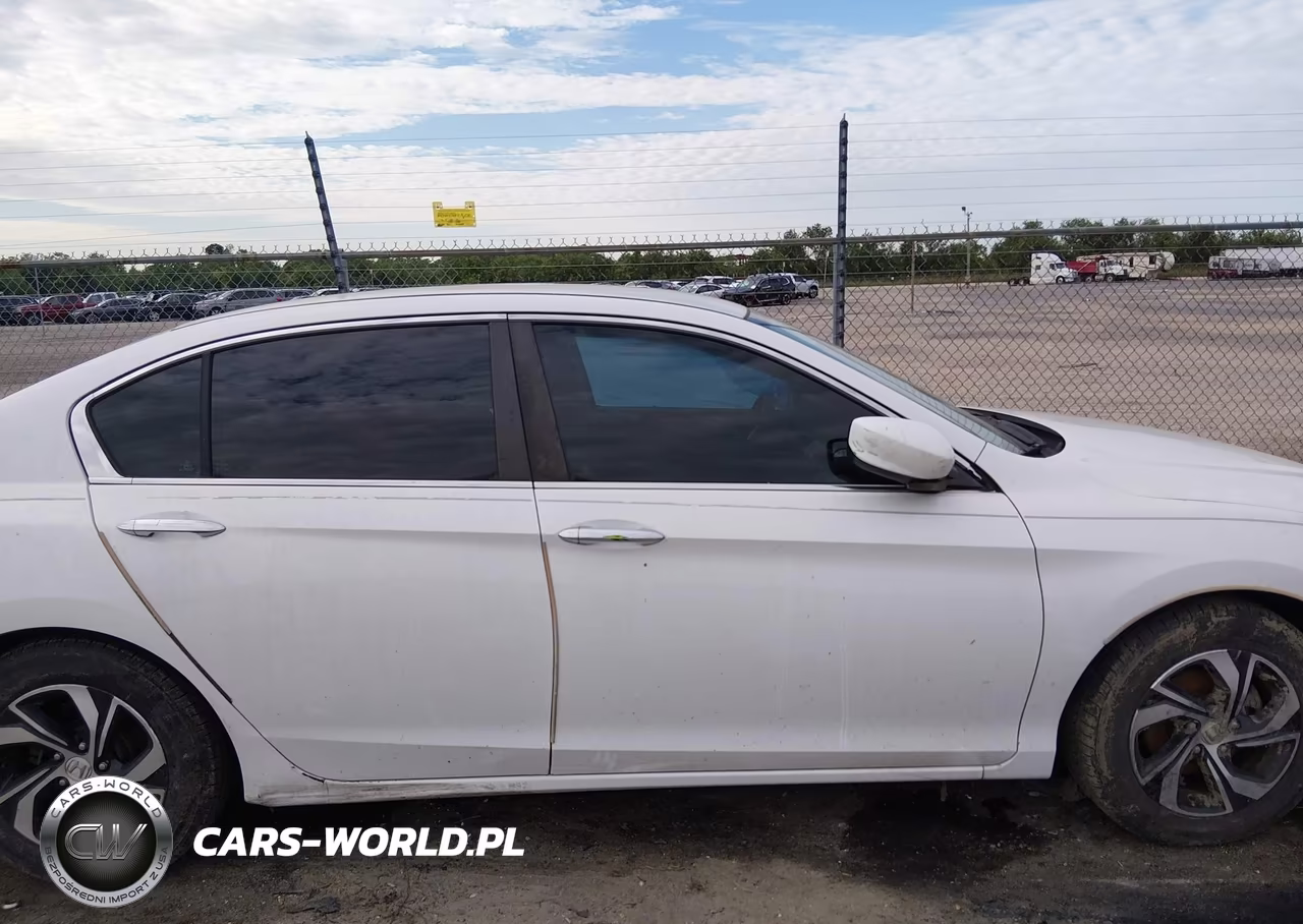 2017 Honda Accord Lx VIN:1HGCR2F37HA158407 - 13