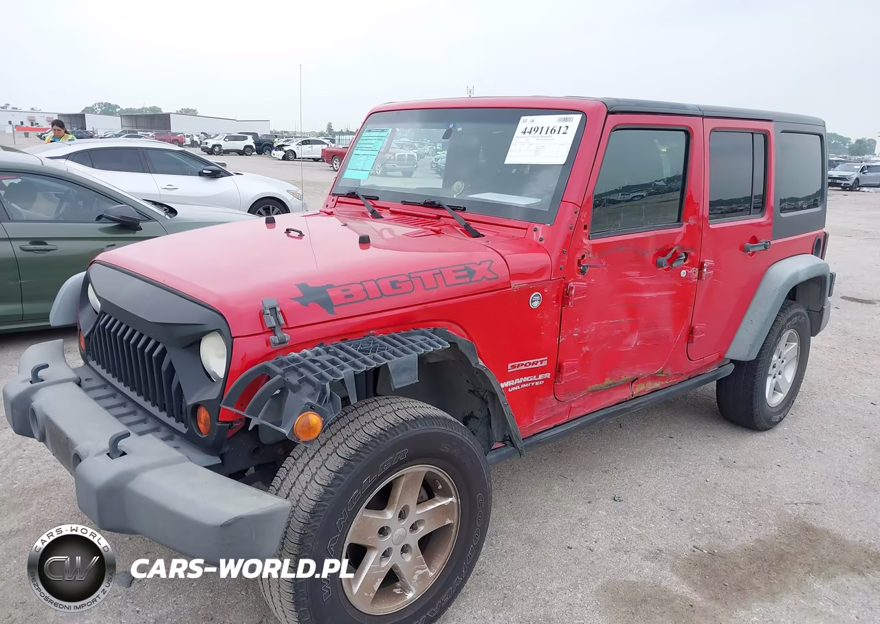 2012 Jeep Wrangler Unlimited Sport VIN:1C4HJWDG5CL215760 - 6